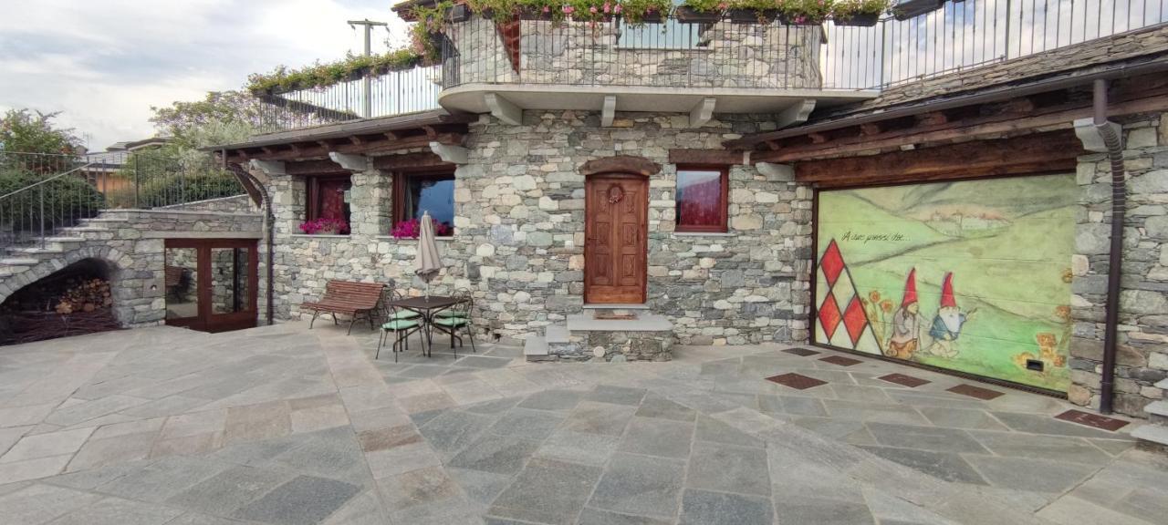 A Due Passi Da... Lägenhet Aosta Exteriör bild